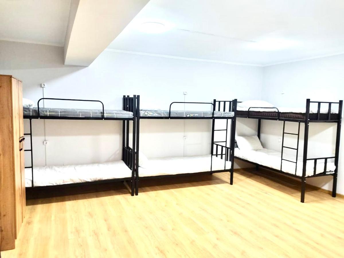 Like Home Hostel Na Timiryazeva Αλμάτι Εξωτερικό φωτογραφία